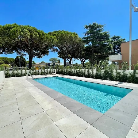 C Palace - Carraro Immobiliare - Family 아파트 *