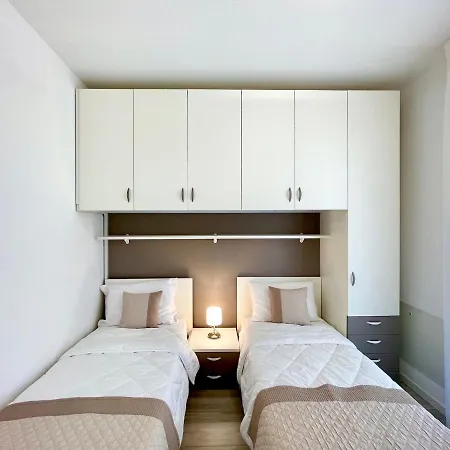 C Palace - Carraro Immobiliare - Family 아파트